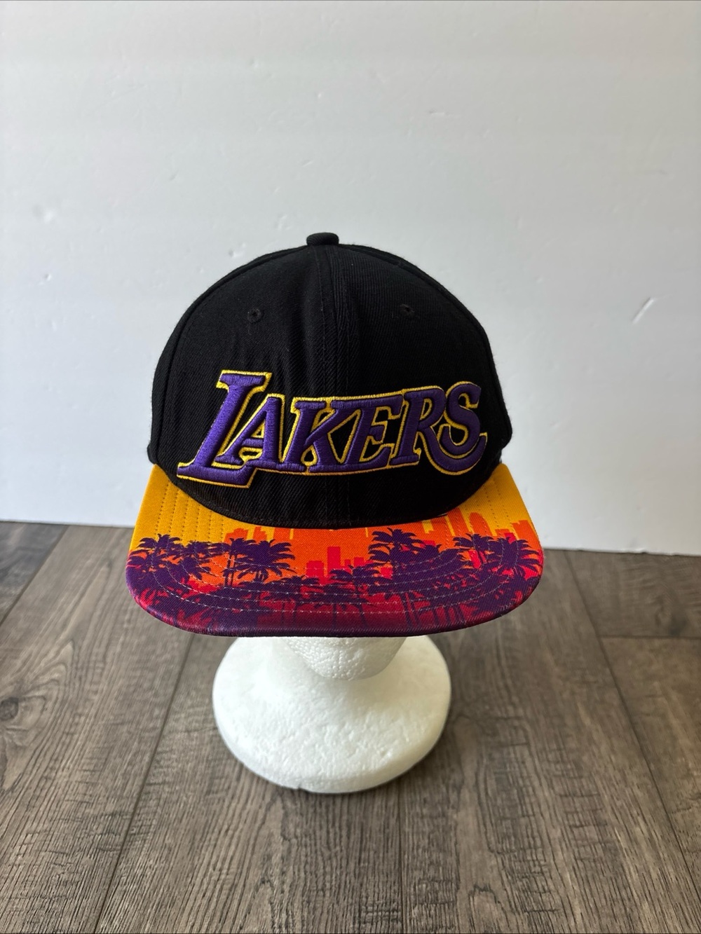 Mitchell & Ness Los Angeles Lakers Black Hat with Sunset Brim